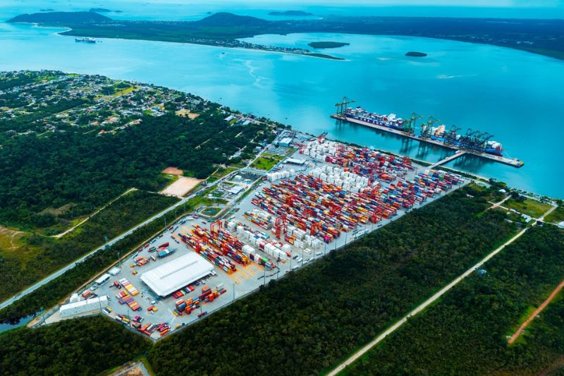 Governo de Santa Catarina e portos da Baía da Babitonga assinam contrato histórico para dragagem do canal de acesso
