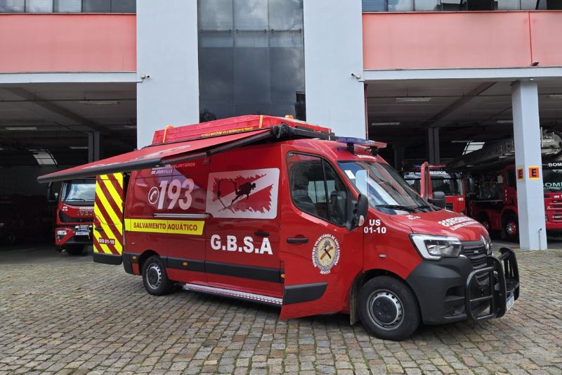 Bombeiros Voluntários de Joinville apresentam novos equipamentos