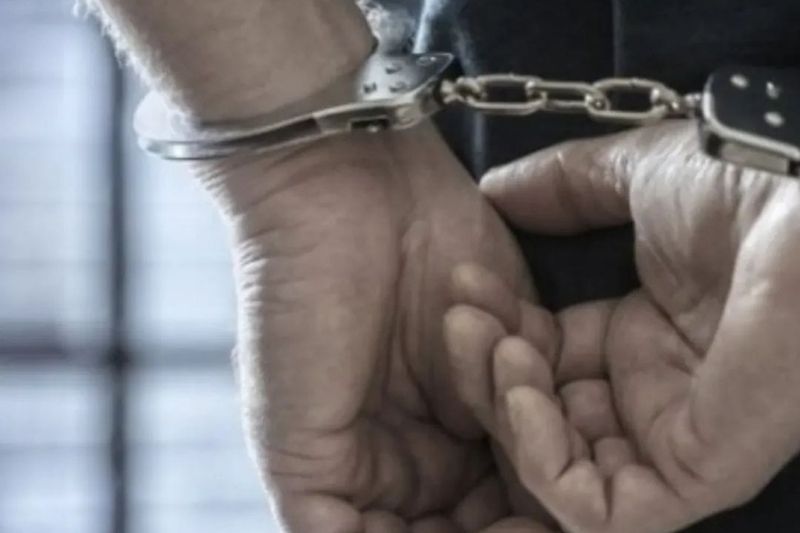 Homem com mandado de prisão é detido após tentativa de fuga em Itapoá