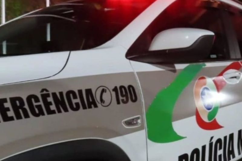 Homem quebra portas de unidade de saúde em Itapoá após discordar de atendimento