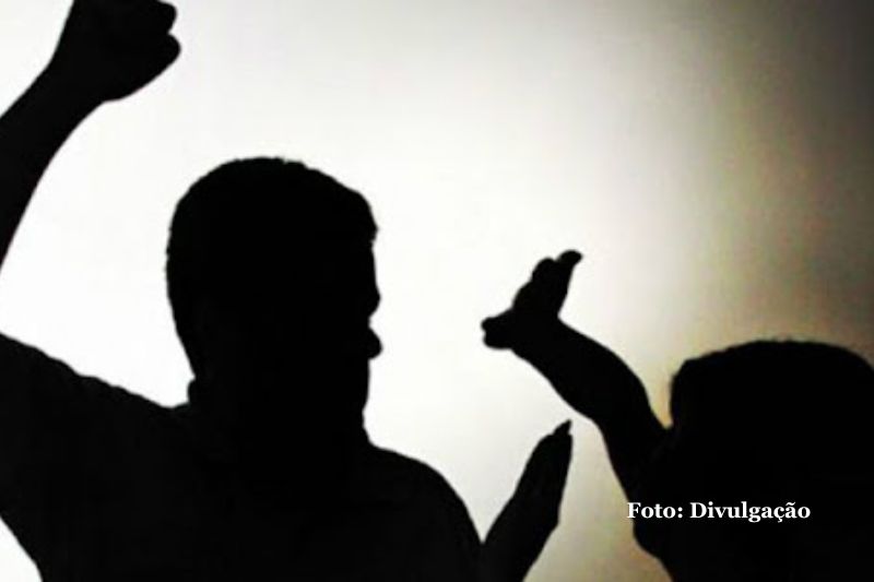 Mais da metade das audiências de custódia em SC no primeiro dia de 2026 envolve violência doméstica