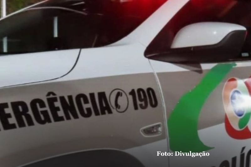 Homem é encaminhado à delegacia após tentar vender notebook furtado em Itapoá