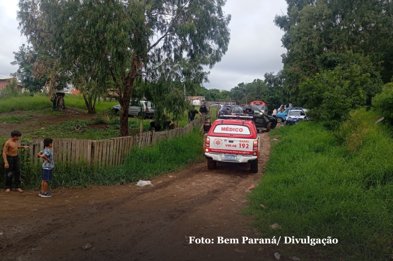 Homem é baleado após tentar trocar filha por drogas e ameaçar mãe em Curitiba