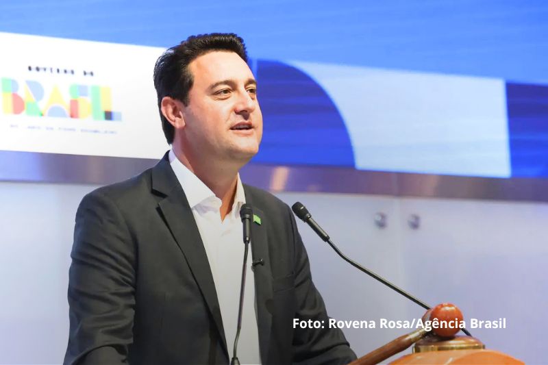 Ratinho Júnior deve permanecer no governo do Paraná e descarta disputa presidencial em 2026