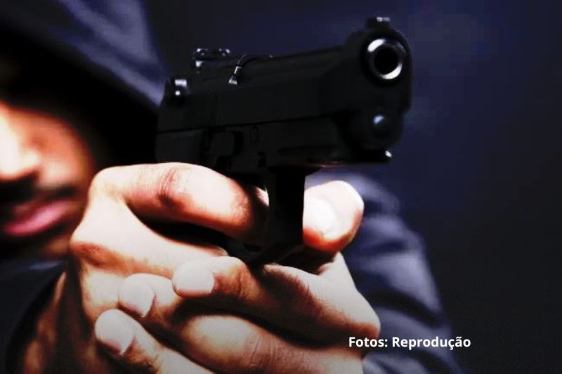 Família é assaltada em frente a sorveteria no Cambiju