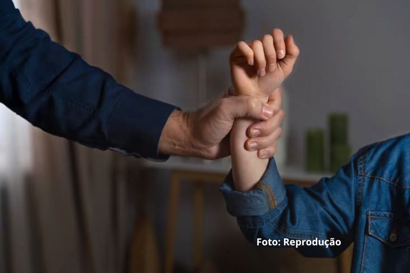 Homem é preso em Itapoá por descumprimento de medida protetiva