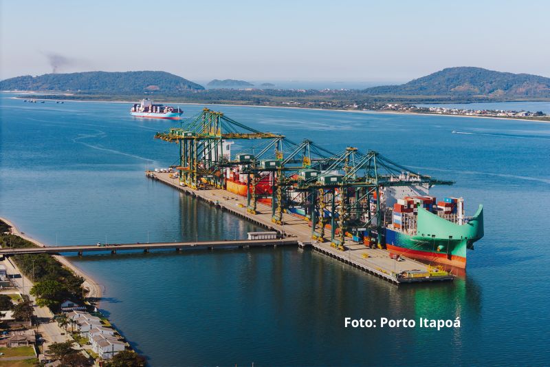 Porto Itapoá completa dez anos como terminal mais recomendado do Brasil e reforça aposta em tecnologia