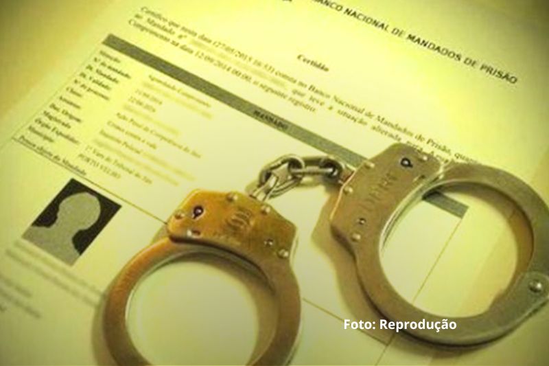 Polícia Militar cumpre dois mandados de prisão em ações realizadas em Itapoá