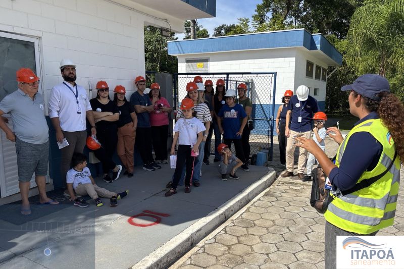 PROJETO PORTAS ABERTAS APROXIMA OS MORADORES AO SANEAMENTO EM ITAPOÁ