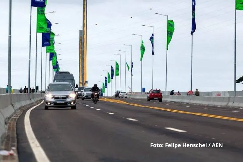 Ponte de Guaratuba passa a ter limite rígido para caminhões e veículos de carga