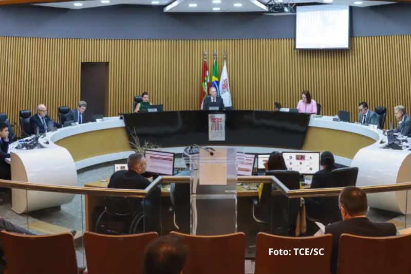 TCESC proíbe vereadores de ocuparem cargos comissionados em prefeituras de Santa Catarina