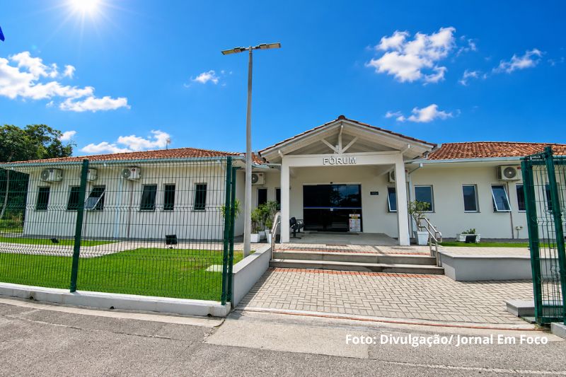 Advogados abandonam júri no meio da sessão em Itapoá, e MPSC cobra mais de R$ 120 mil por prejuízos