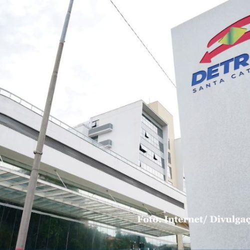 Crise no Detran de Santa Catarina: denúncias apontam corrupção, assédio e desaparecimento de veículos de luxo