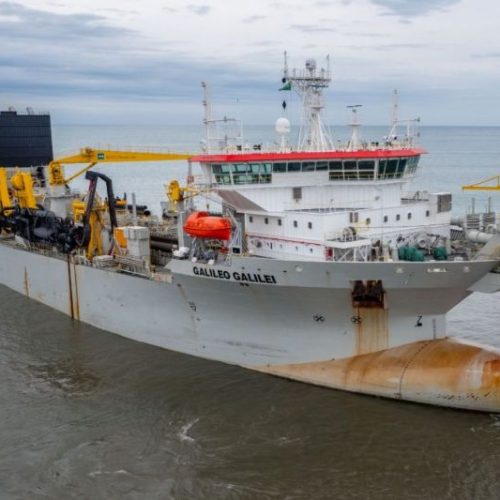 Draga chega a Itapoá nesta sexta-feira para iniciar maior alargamento de praias do Brasil