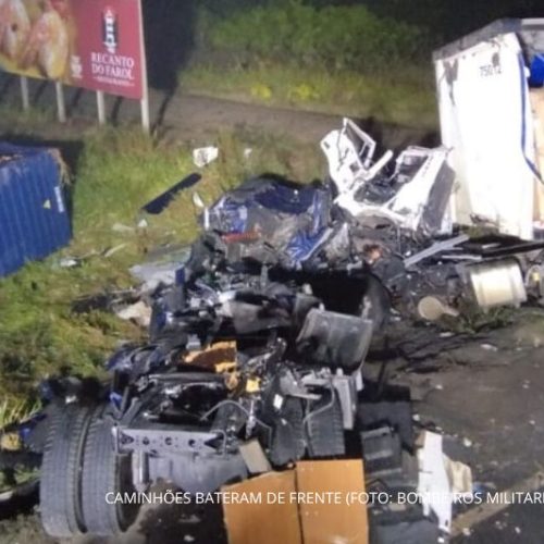 Colisão entre caminhões deixa um morto em rodovia de Itapoá