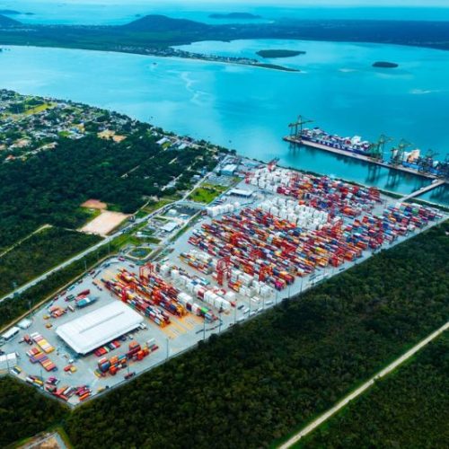 Governo de Santa Catarina e portos da Baía da Babitonga assinam contrato histórico para dragagem do canal de acesso