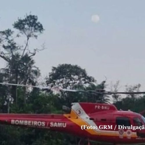 Helicóptero resgata dois jovens perdidos em trilha no Monte Crista, em Garuva