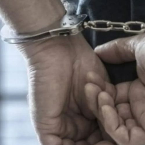 Homem com mandado de prisão é detido após tentativa de fuga em Itapoá