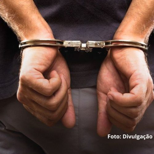 Homem é preso em hotel de Itapoá por mandado judicial em aberto