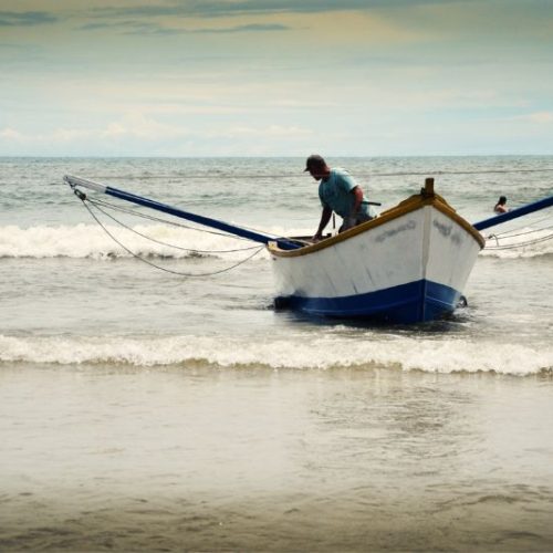 Dia do Pescador: uma homenagem a quem ajuda a construir a história de Itapoá