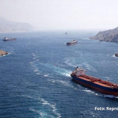Irã anuncia reabertura de rota estratégica do petróleo durante cessar-fogo com os EUA