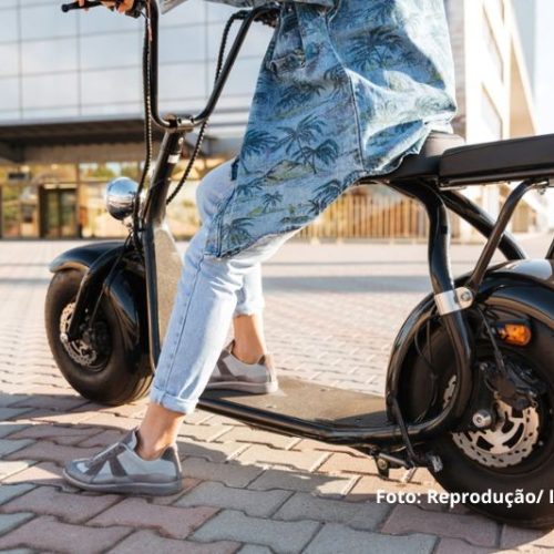 Itapoá define novas regras para patinetes, bicicletas elétricas e ciclomotores