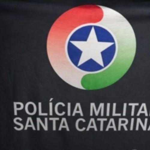 PM atende ocorrência de dano a escola em Itapoá