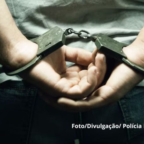 Polícia cumpre mandado de prisão na Barra do Saí, em Itapoá