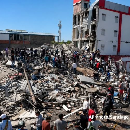 TERREMOTO DE 7,4 DEIXA 111 MORTOS E 87 FERIDOS NA COLÔMBIA RESGATES CONTINUAM